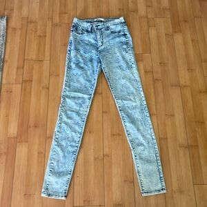 Kancan acid wash jeans .. size 3